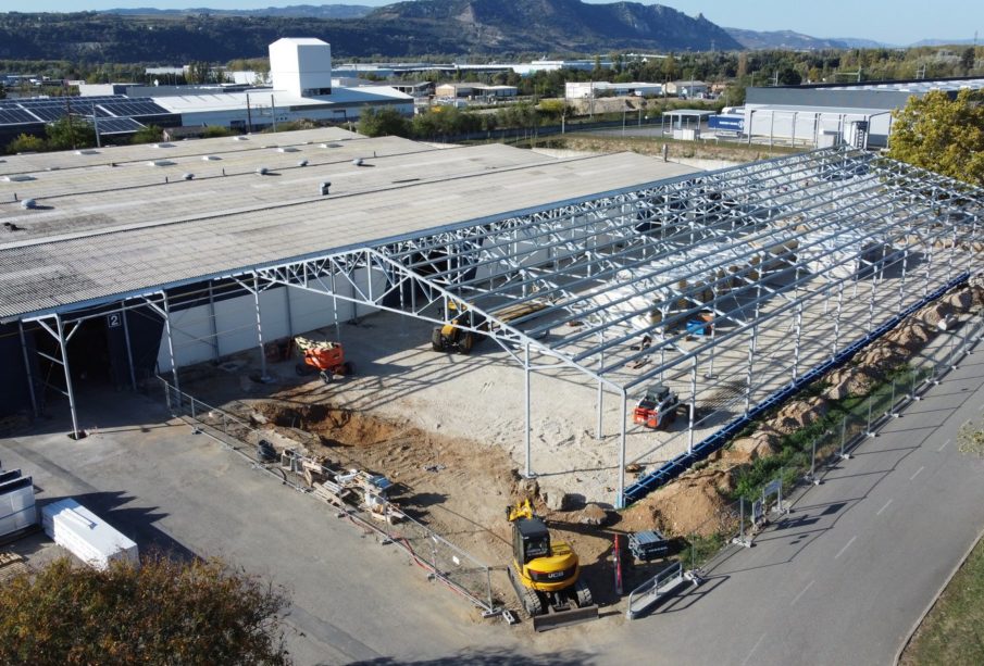 Perge agrandit son usine de Portes-Lès-Valence (26) et l'équipe de panneaux solaires